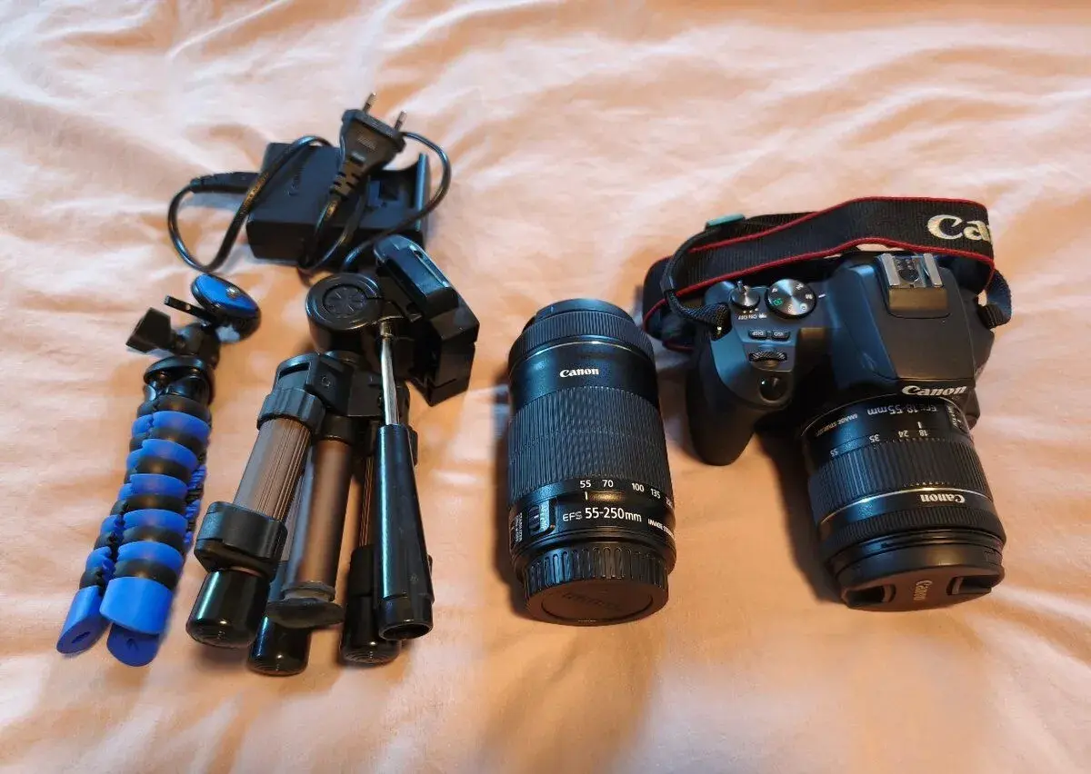 Canon EOS 250D+EFS 18-55mm+EFS 55-250mm