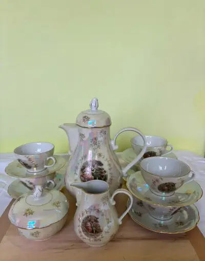 Porcelánová kávová souprava KAHLA – perleťová, 15 kusů