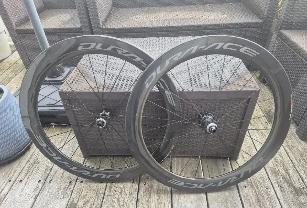 DuraAce c60 karbonová kola