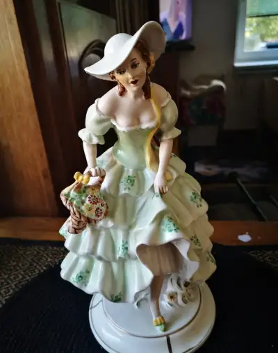porcelánová soška