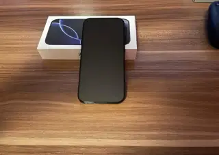 Iphone 16Pro, 128 GB, barva černý titan