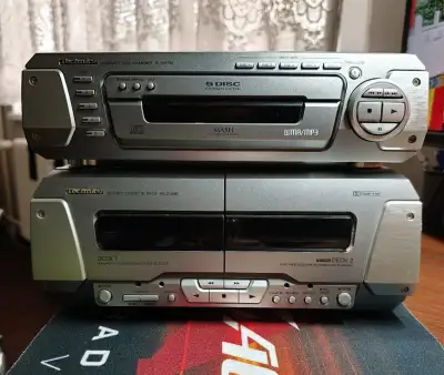 Technics Sl-Eh790 cd měnič 5CD + kazetový magnetofon