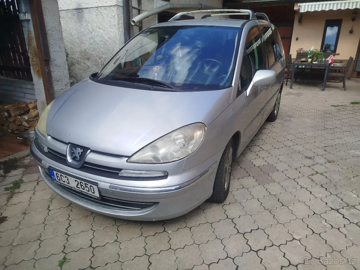Peugeot 807