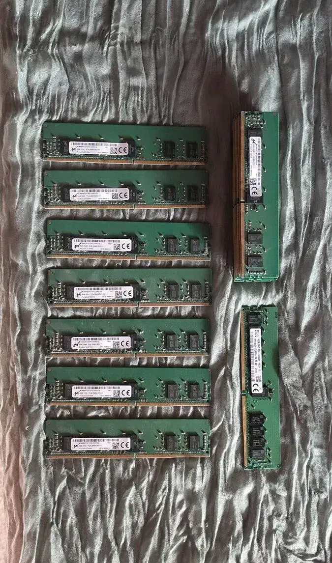 ECC DDR4 RAM (64/128GB)