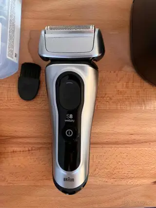 Braun Series 8 8567cc - pánský holicí strojek