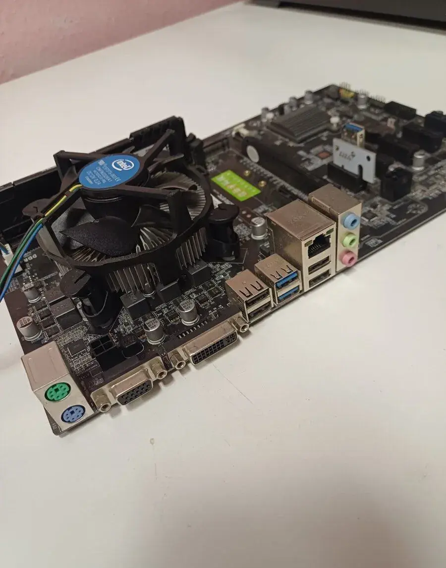 Základní deska B250 BTC + Intel Celeron G3930 + RAM HyperX