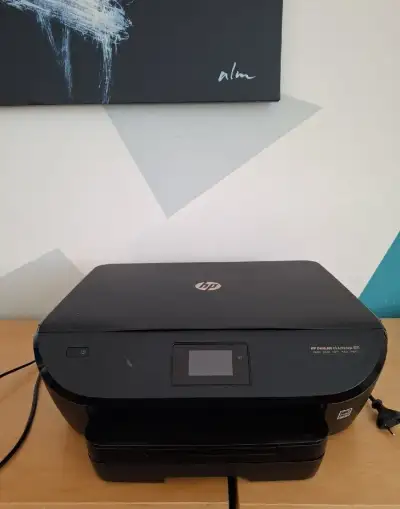 Multifunkční tiskárna HP DeskJet Ink Advantage 5575 – Wi-Fi