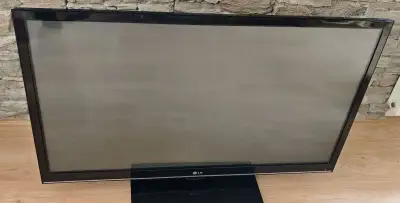 Plazmová TV LG 50PT353 (úhlopříčka 127 cm)