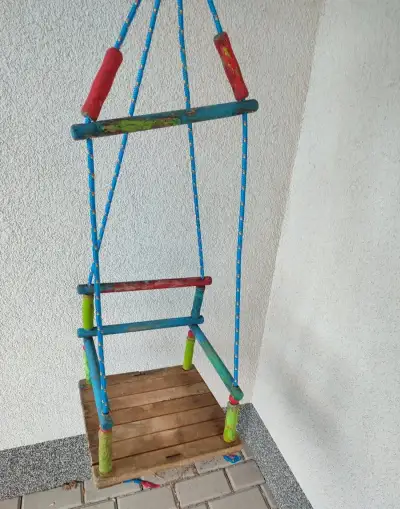 Dětská houpačka