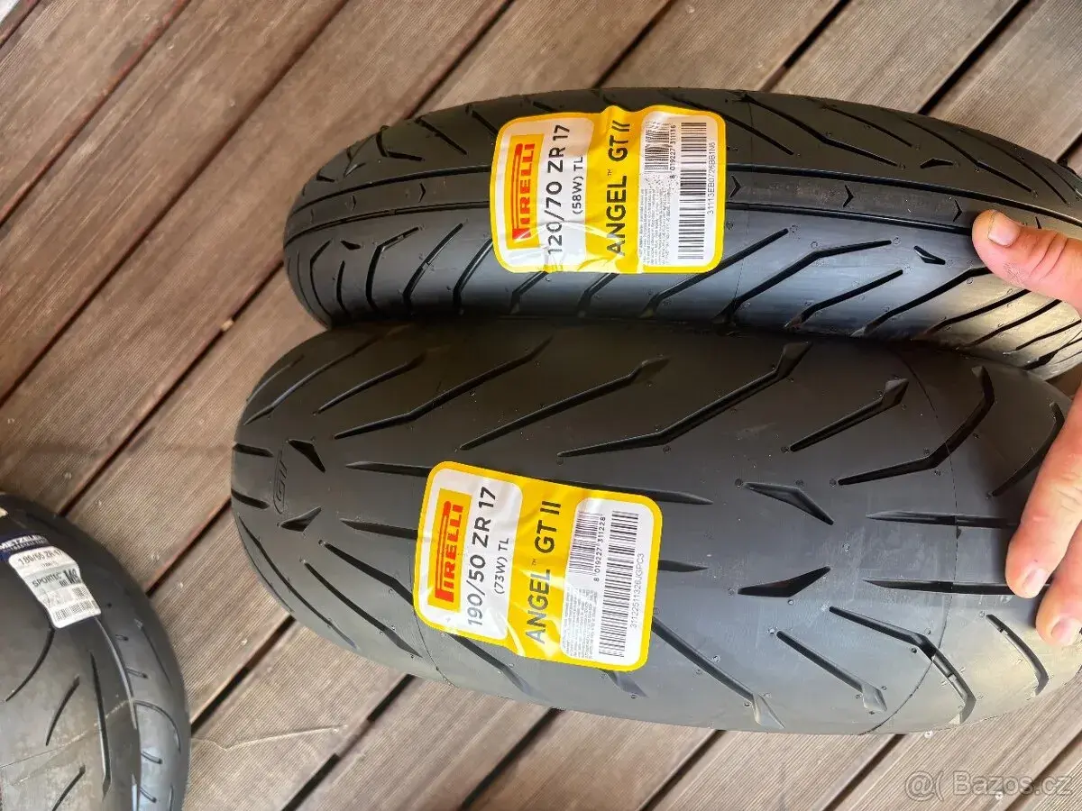 Pirelli Angel GT2 120/70-17 a 190/50-17 dot 2026
