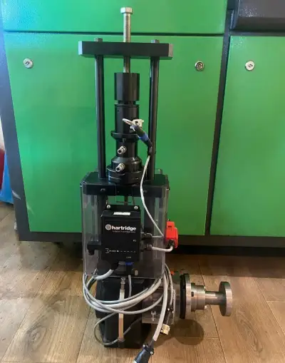 Zkušební stolice Hartridge AE65/1