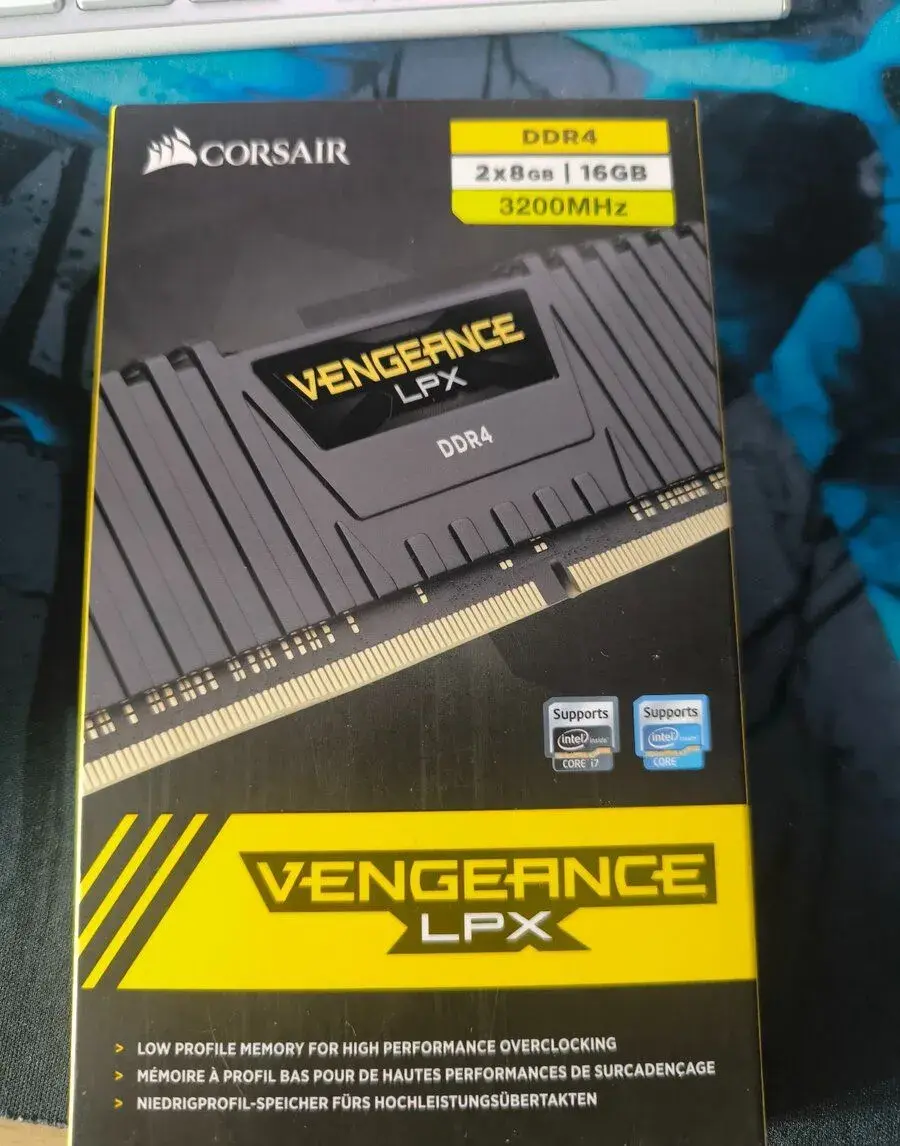 Corsair 2x8gb 3200mhz