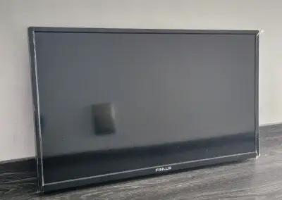 Televize 32" Finlux 32FFMG5760 TRAVEL 12V - záruka
