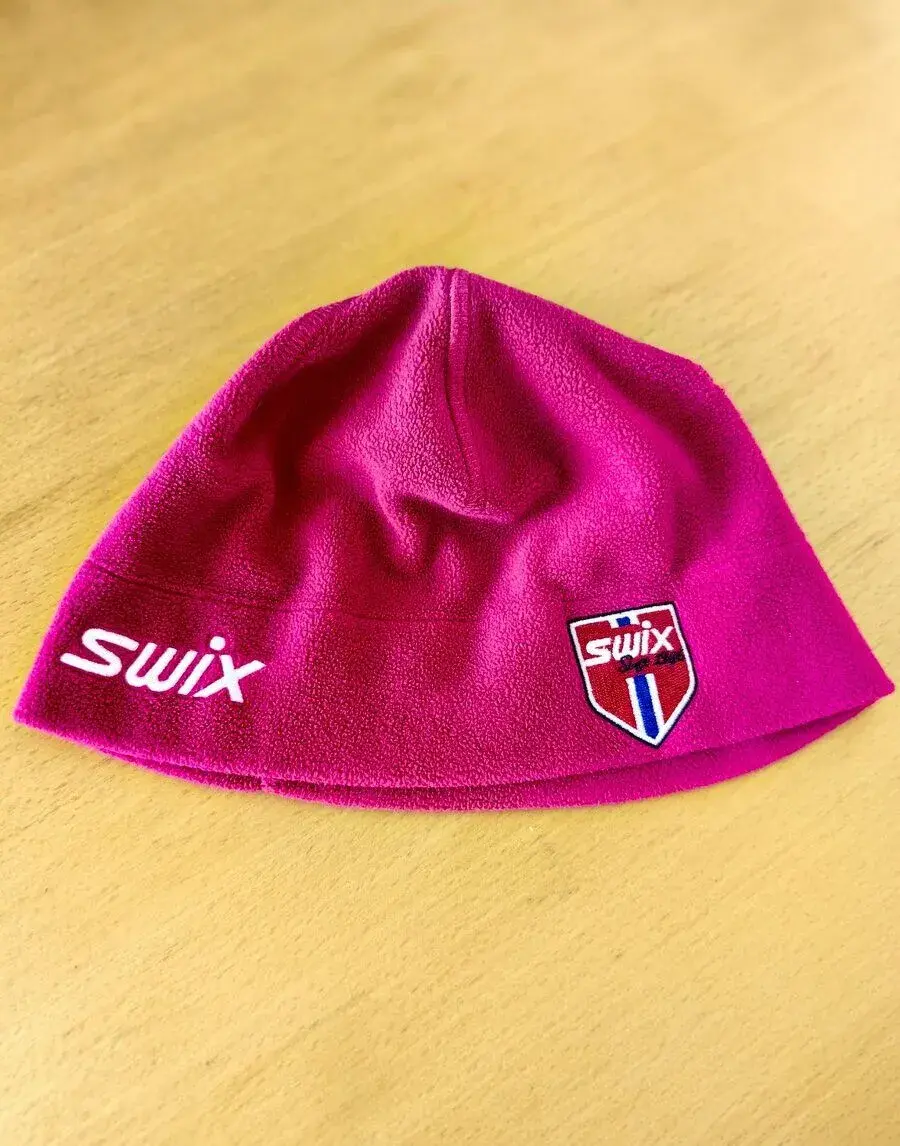 Růžová čepice SWIX