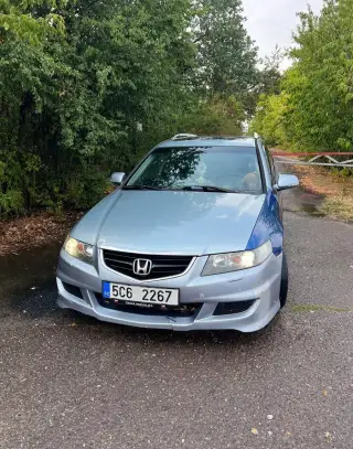 Honda Accord – 2004, 343 890 km