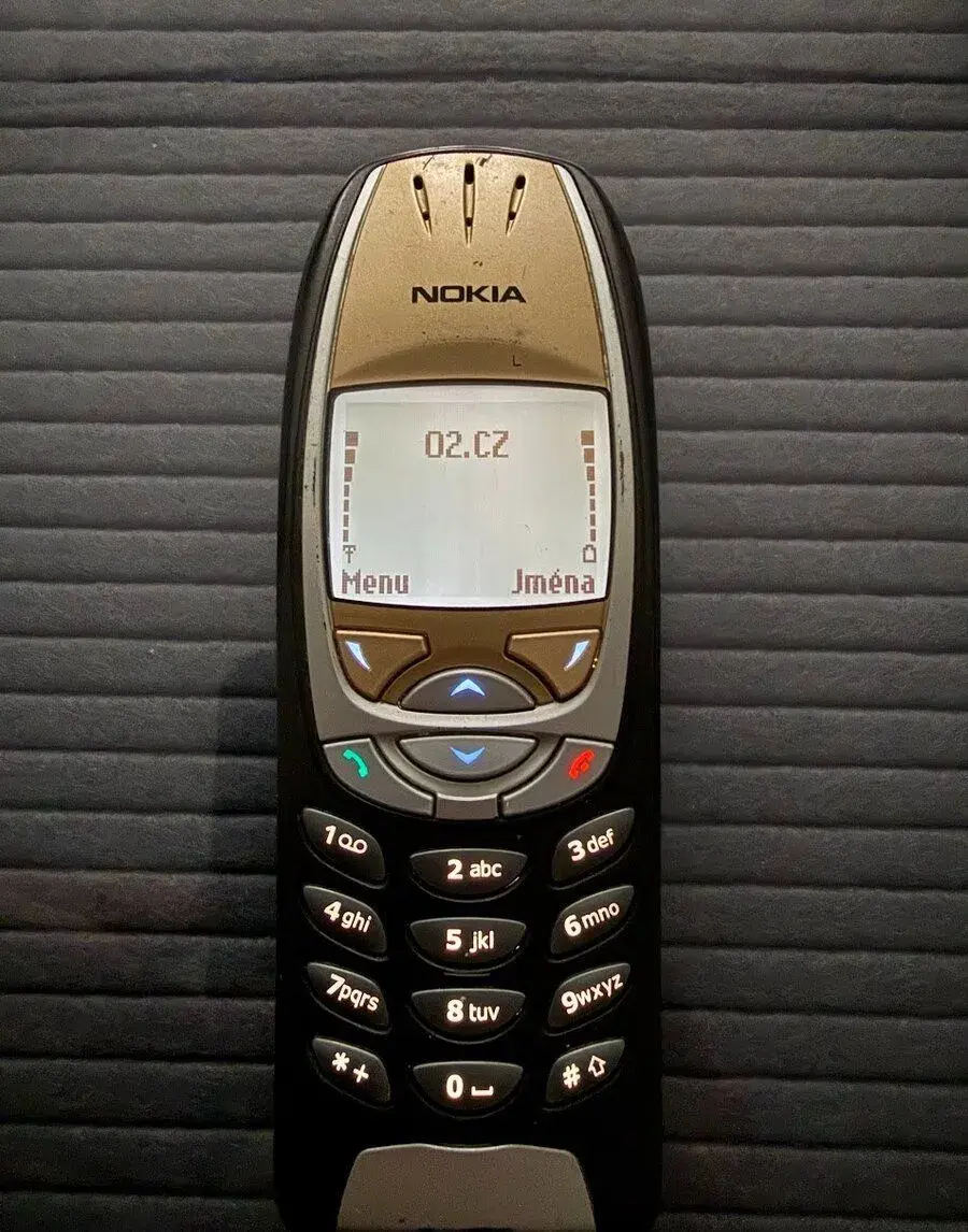 NOKIA 6310i vše na přístroji odzkoušené a v pořádku