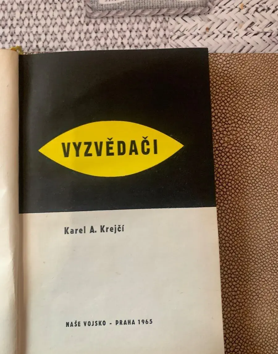 Prodàm knihu Vyzvědači