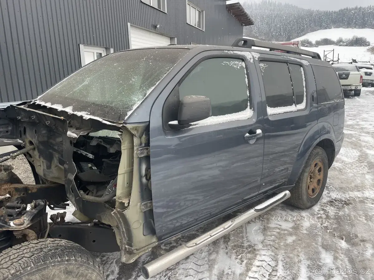Nissan pathfinder
