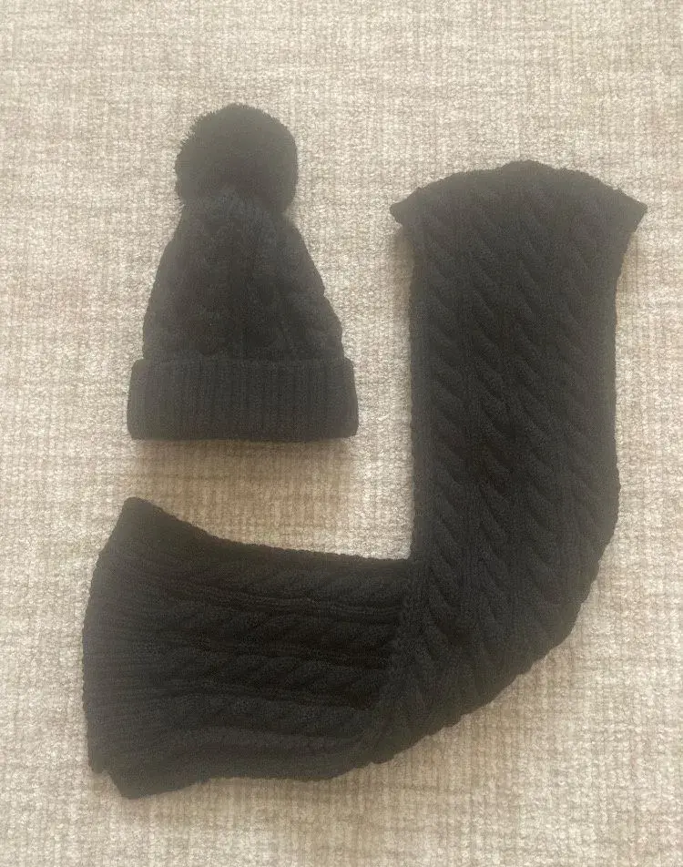 Nová čepice a šála