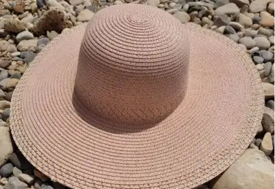 Klobouk na léto