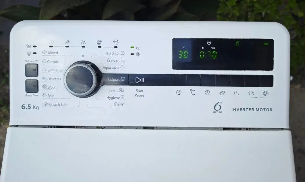Whirlpool 6,5kg, 1200ot. 6.smysl Colour 15 program