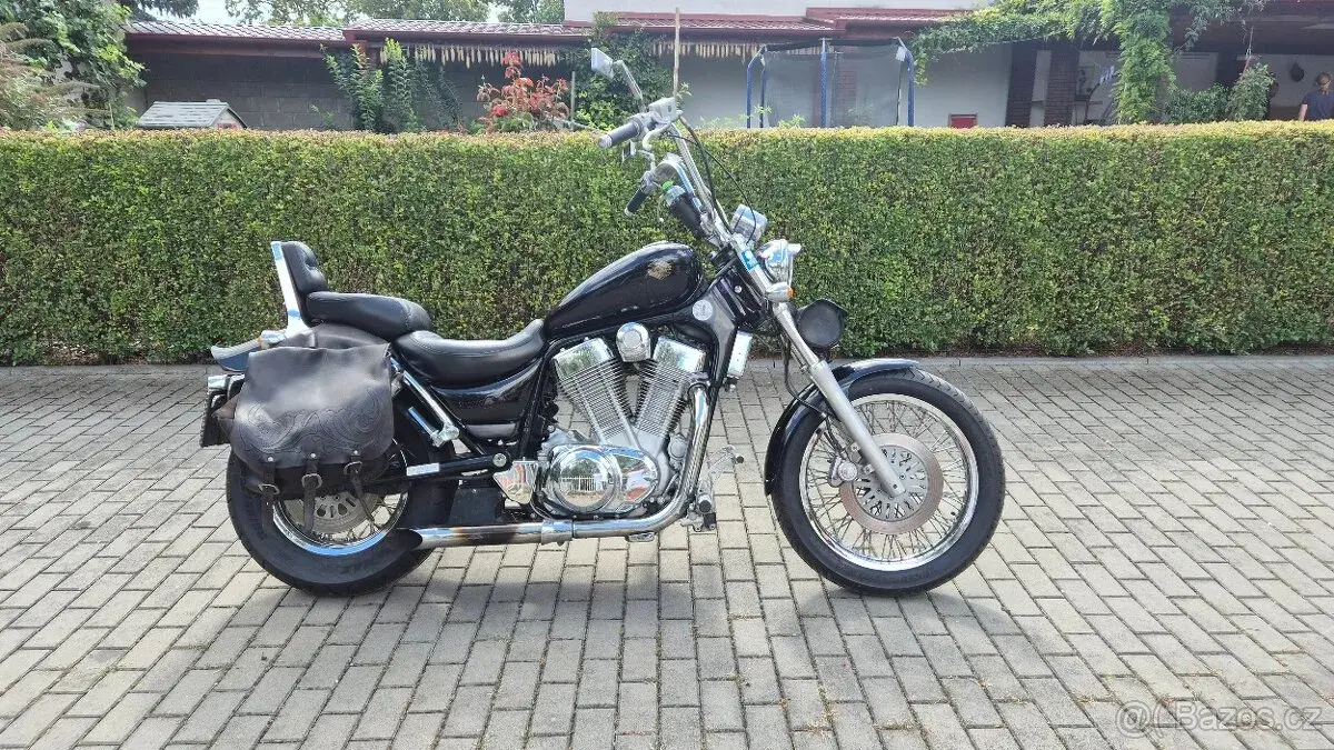 SUZUKI VS 1400