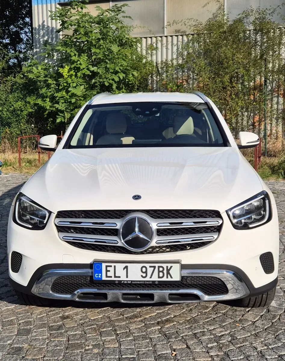 GLC 300e 4MATIC