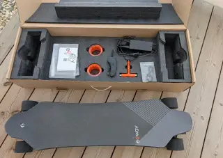 Exway X1 Pro elektrický longboard - pouze 256 km