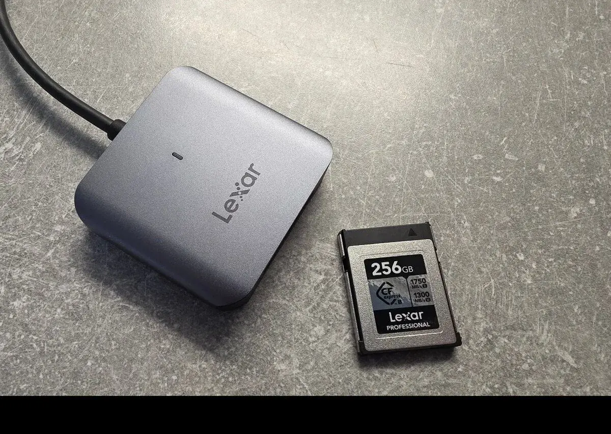Lexar Professional CFexpress Type B 256 GB + čtečku Lexar