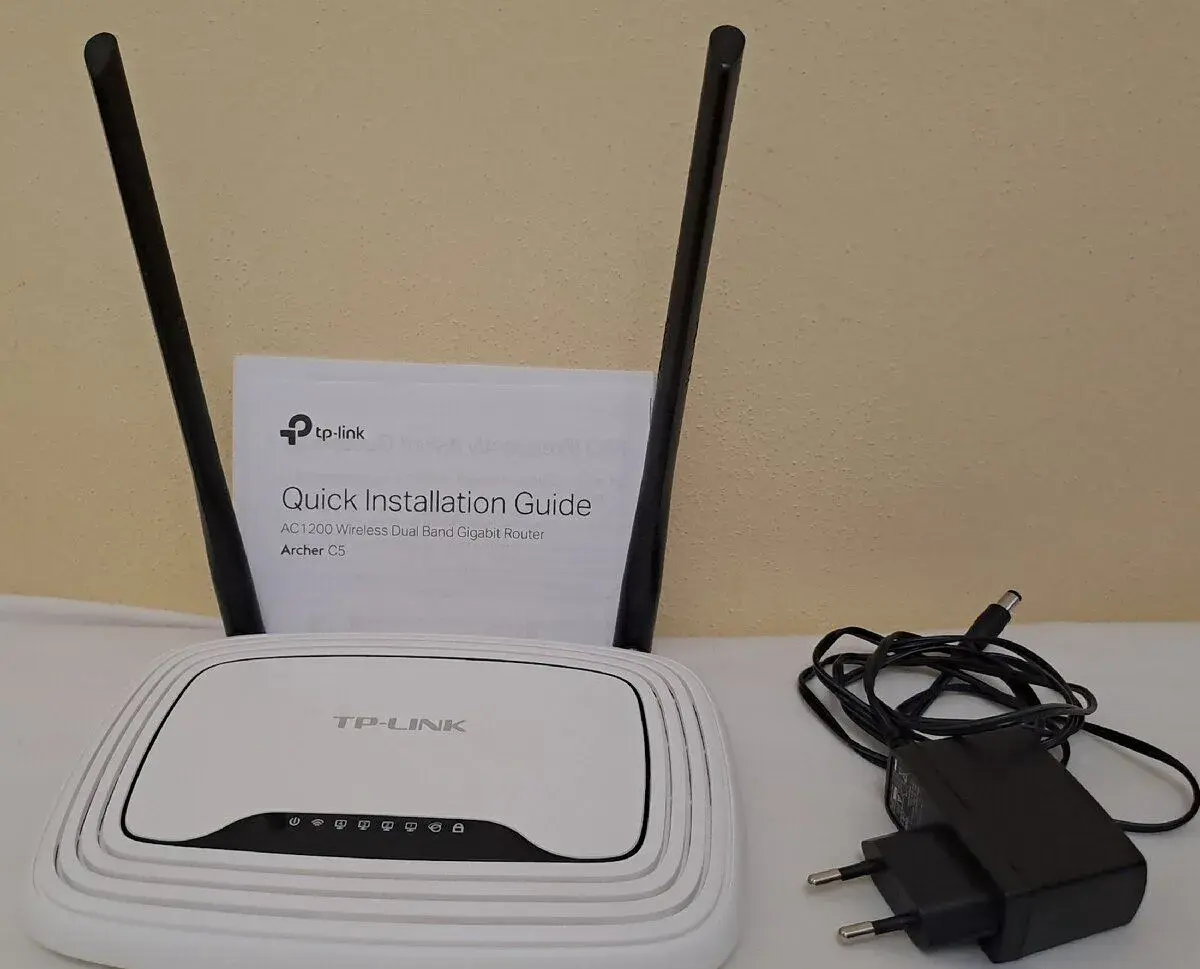 Bezdrátový N router 300 Mbit/s