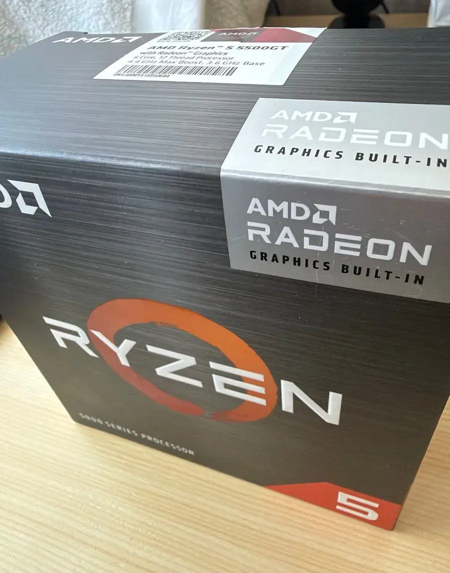 AMD Ryzen 5 5500GT + chladič, záruka, kompletní balení