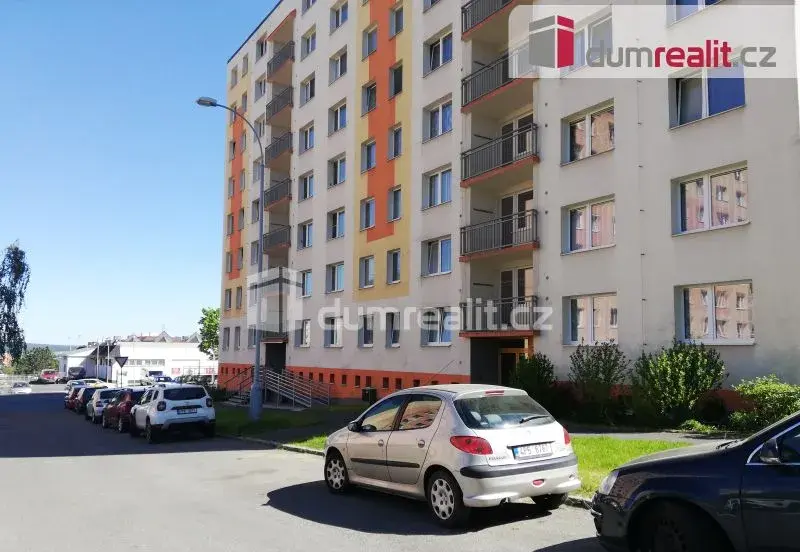 pronájem bytu Plzeň Kralovická 1+1 s výtahem