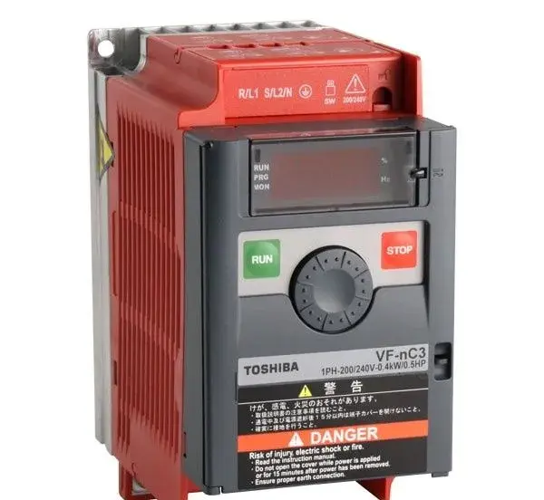 Frekvenční měnič Toshiba VFNC3S-2007PL
