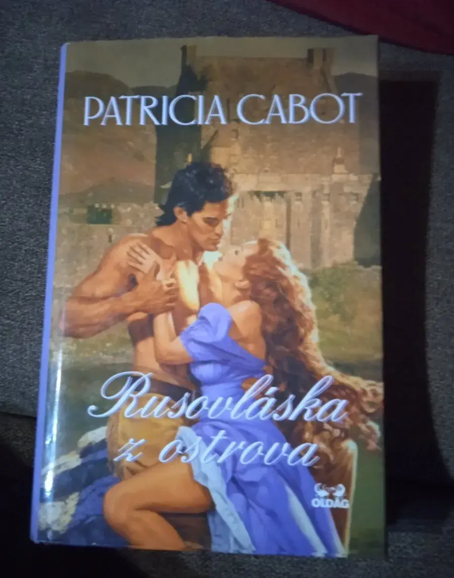 Rusovláska z ostrova