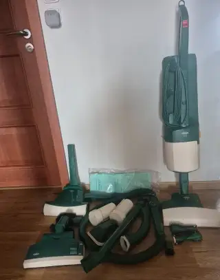 Vysavač Vorwerk VK122