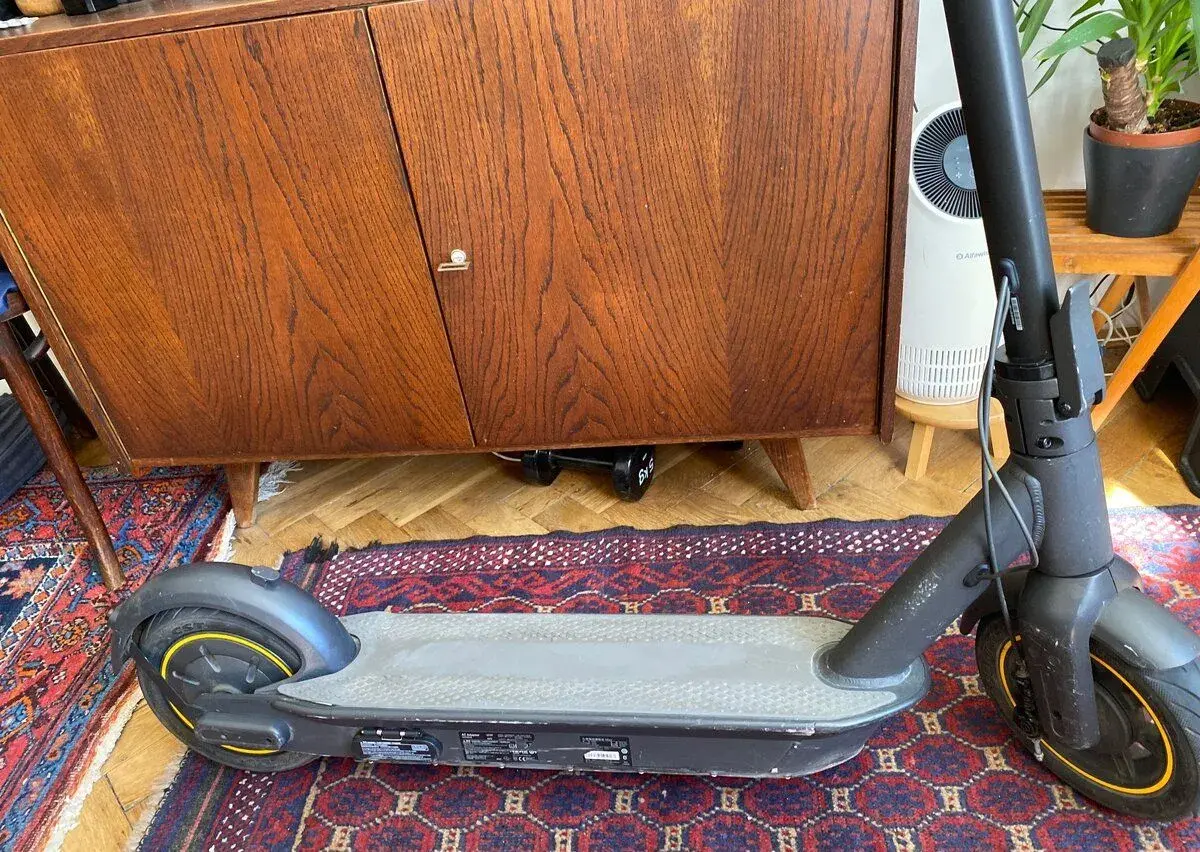 Koloběžka Ninebot Seqway Max G30