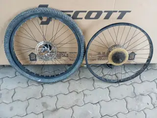 Zapletené ráfky 24" s kotouči