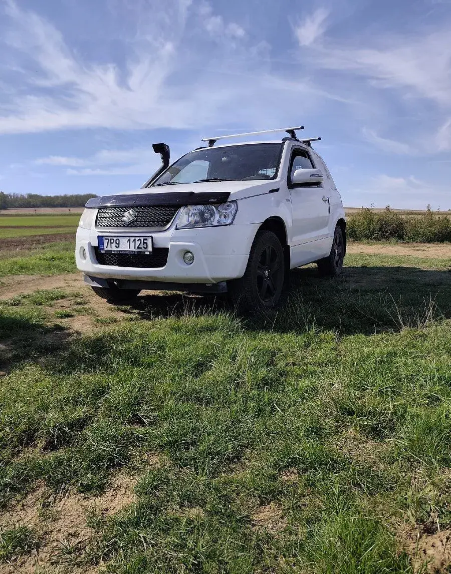 Suzuki Vitara – 2011, 179 000 km