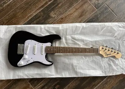 Fender Squier Elektrická kytara