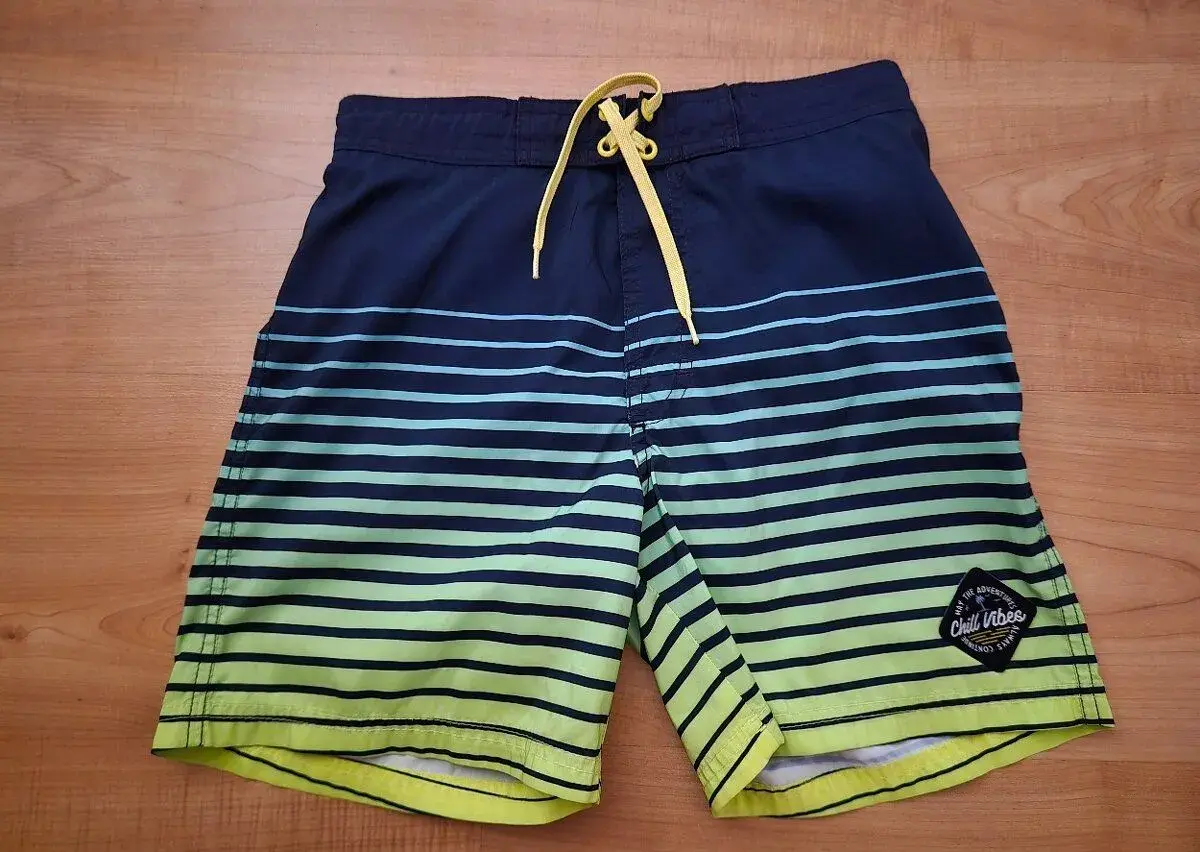 chlapecké plavky plavkové kraťasy v.10-12let H&M