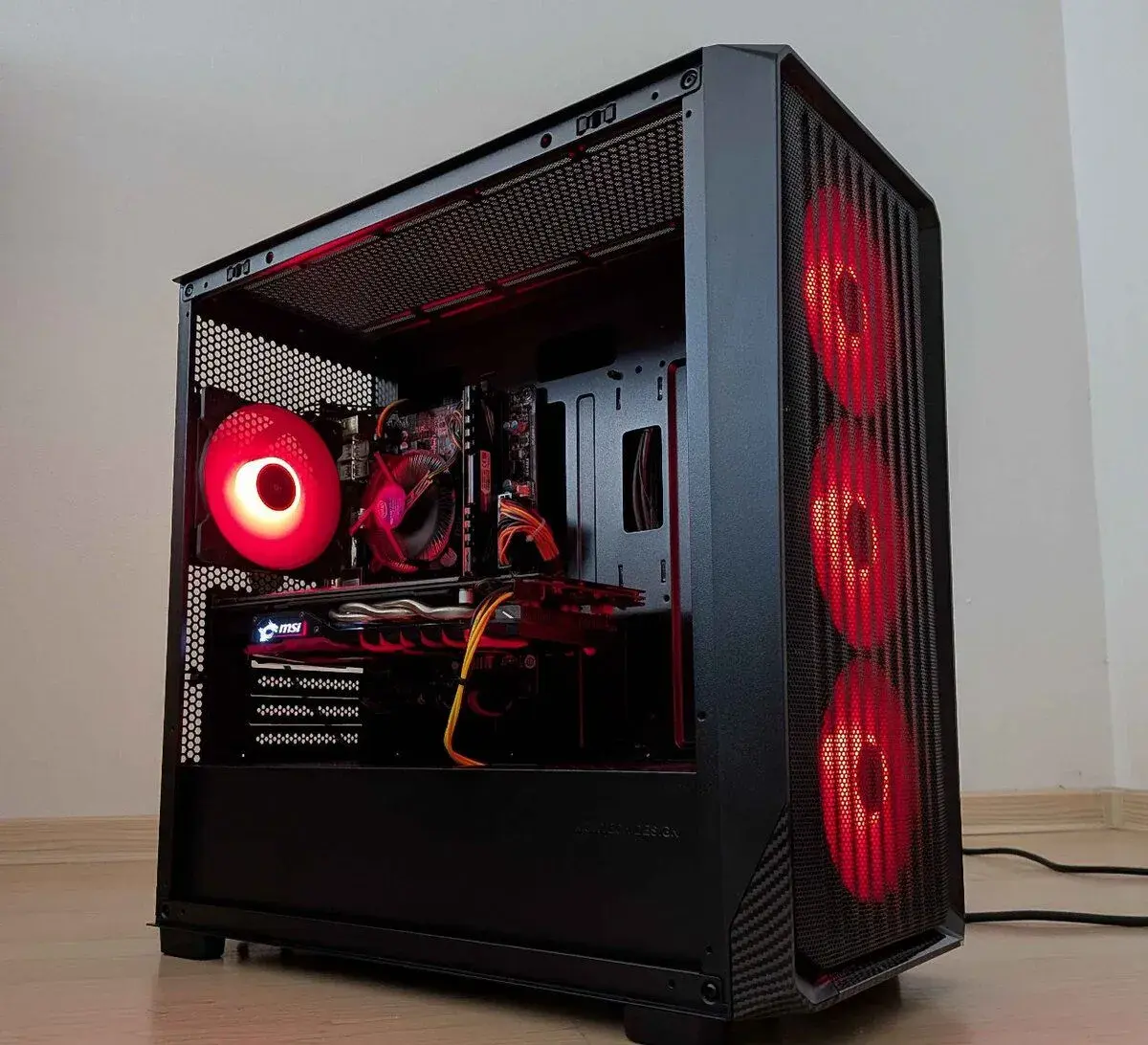 Herní PC i5, GTX 1060, 16GB RAM, 256GB SSD, ZÁRUKA