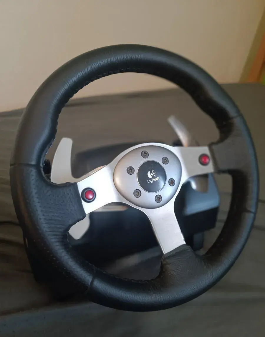 Základna Logitech G25 - na ND