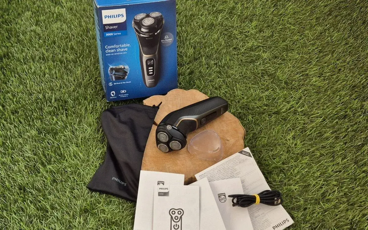 Holicí strojek Philips Series 3000 S3342