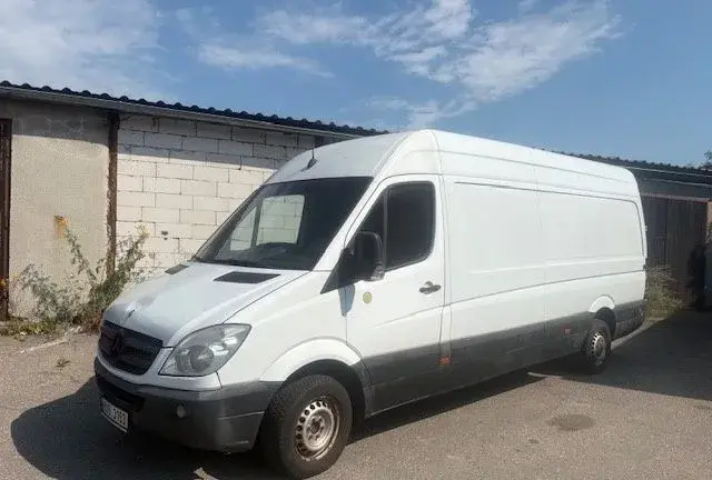 Mercedes-Benz Sprinter – 2011