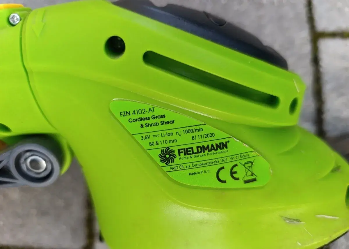 Aku nůžky na trávu a keře Fieldmann FZN 4102