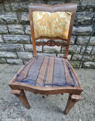 Starožitná židle