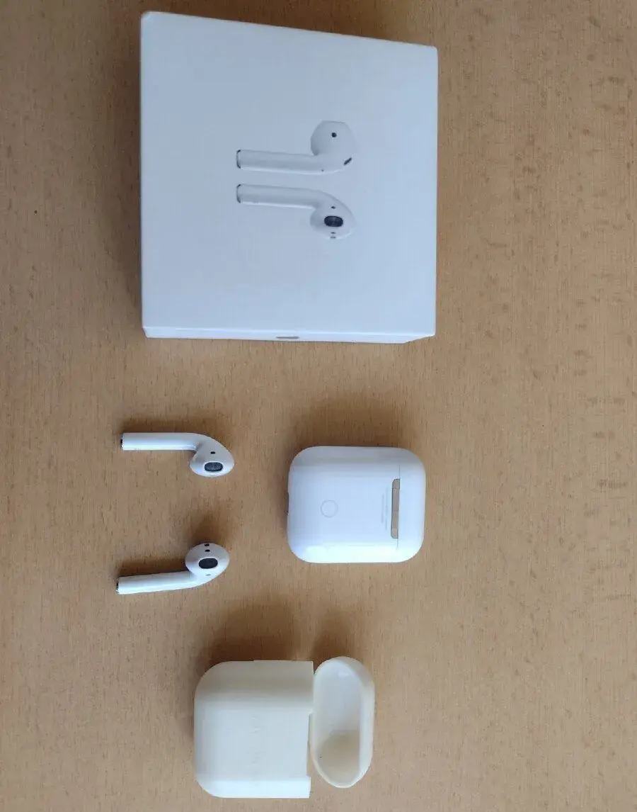 Apple Airpods 2. gen