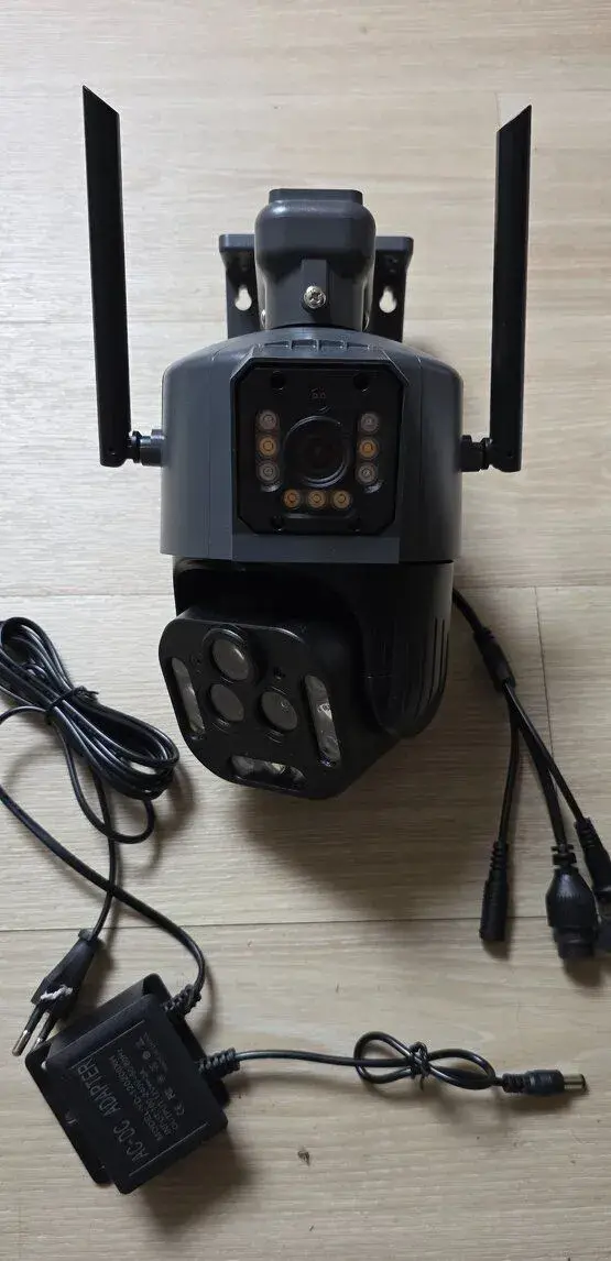 Venkovní otočná wifi kamera 4x objektiv 4MP 20x zoom - nová