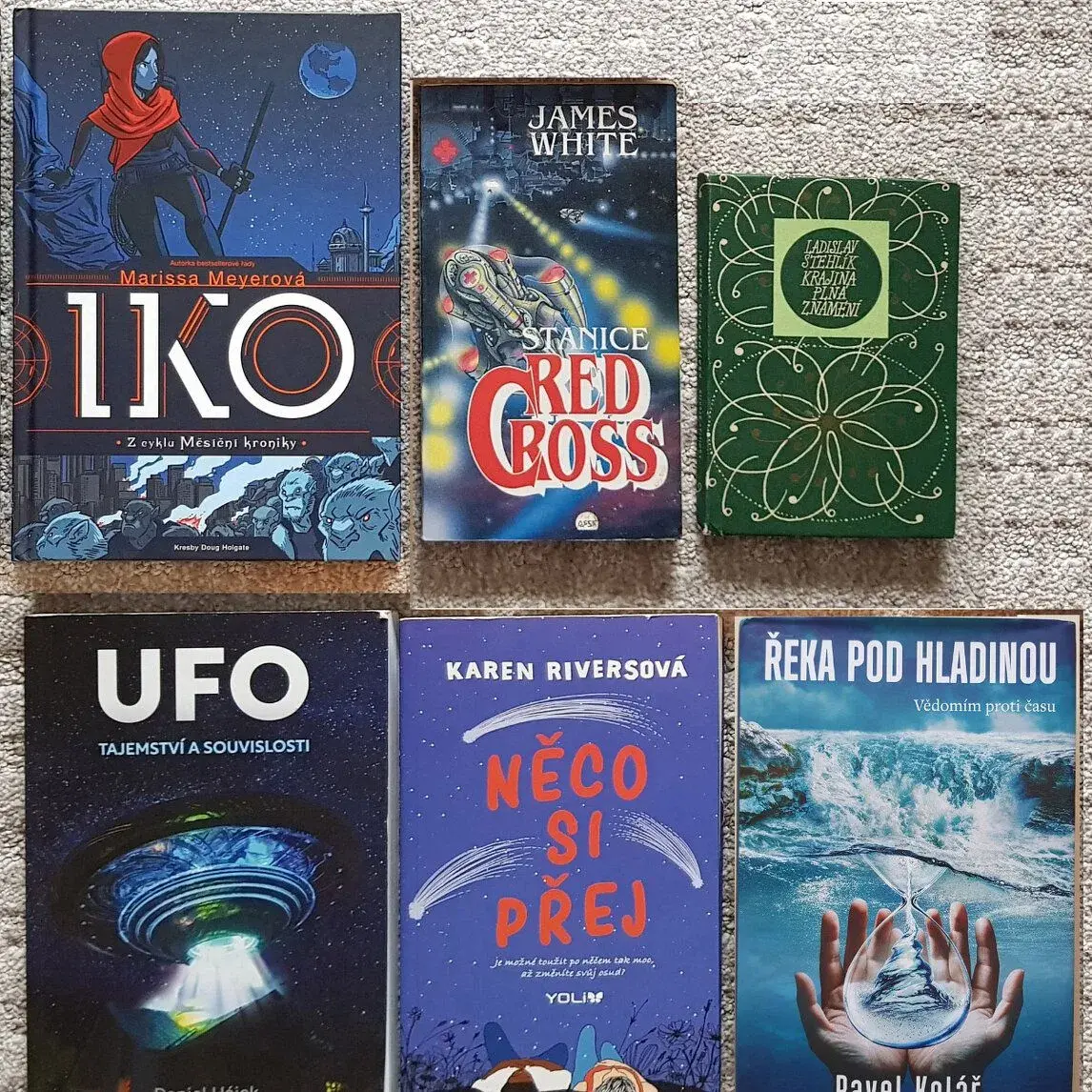 Knihy komiks, Osvětim, Ufo, romantika, vědomí, sci-fi, poezi