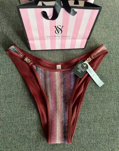 VICTORIA’S SECRET